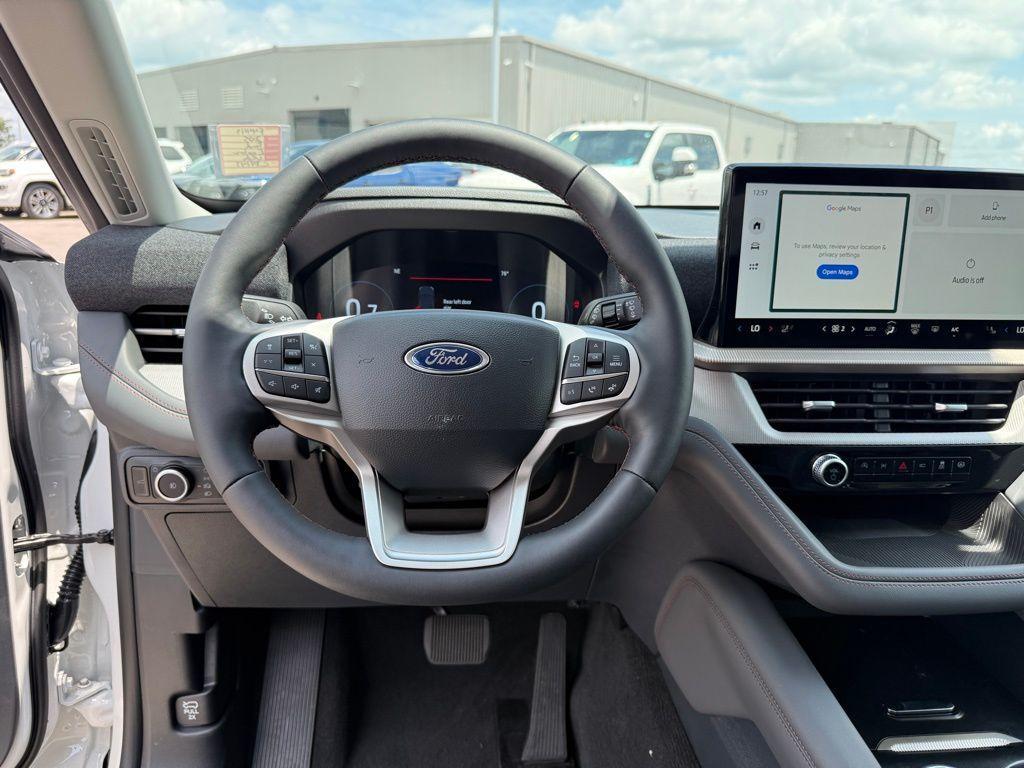 new 2025 Ford Explorer car, priced at $41,617