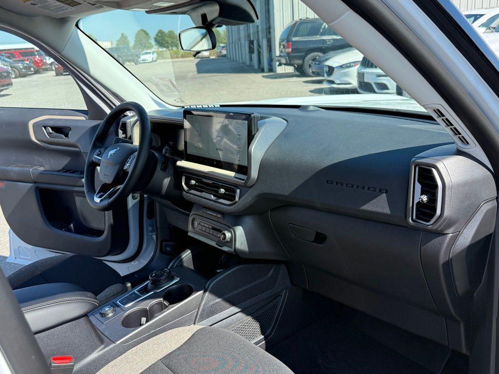 new 2025 Ford Bronco Sport car, priced at $31,358