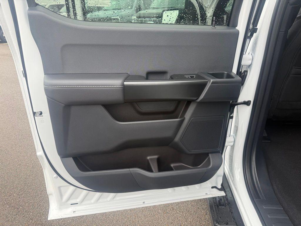 new 2025 Ford F-150 car, priced at $43,751