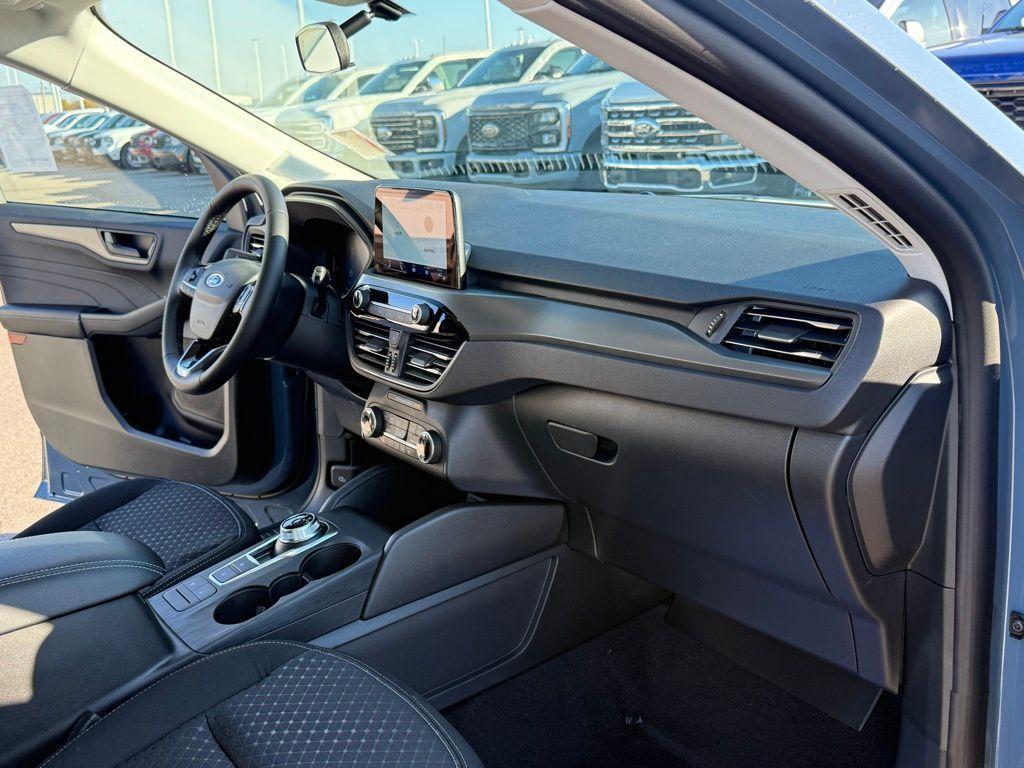 new 2026 Ford Escape car, priced at $29,649