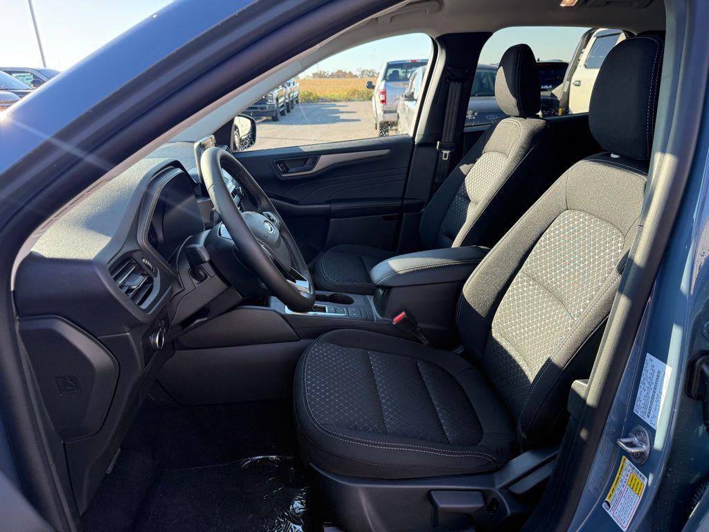 new 2026 Ford Escape car, priced at $29,649