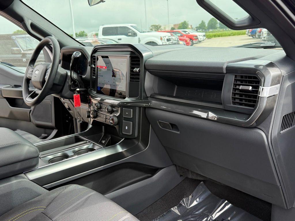 new 2025 Ford F-150 car, priced at $43,722