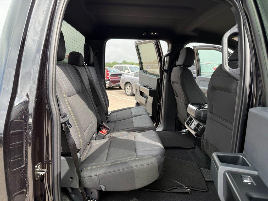 new 2025 Ford F-150 car, priced at $43,722