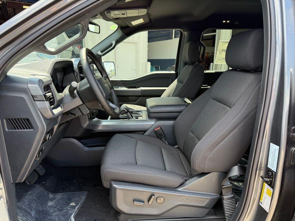 new 2025 Ford F-150 car, priced at $53,887