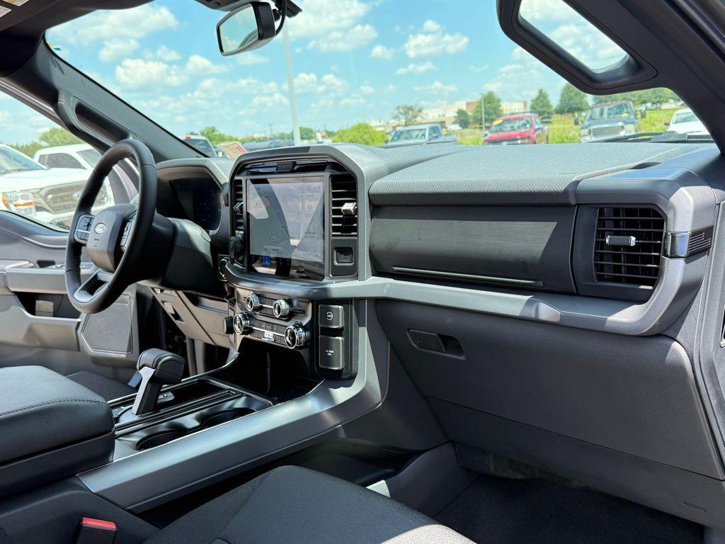 new 2025 Ford F-150 car, priced at $53,887
