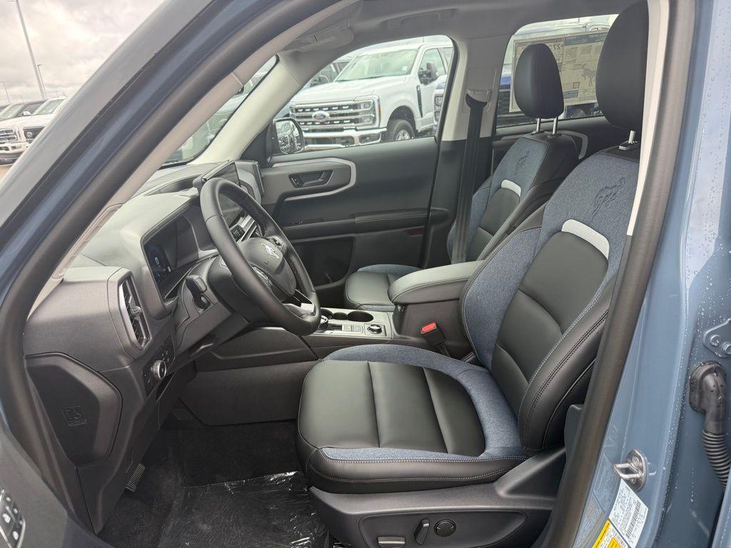 new 2025 Ford Bronco Sport car, priced at $35,677