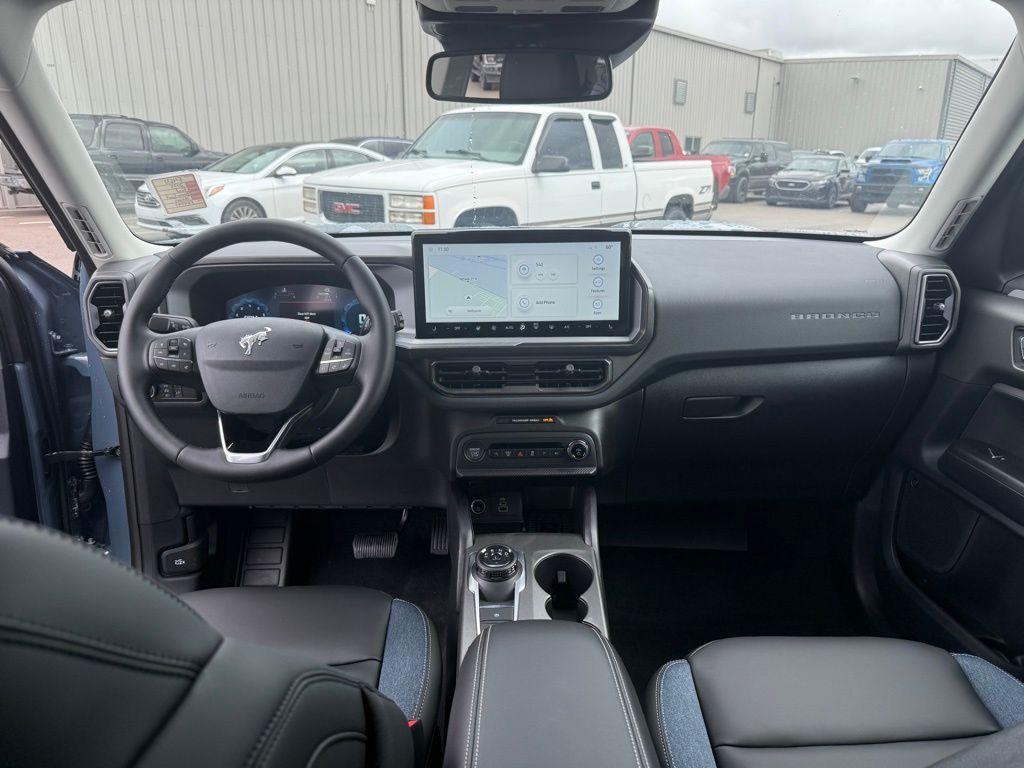 new 2025 Ford Bronco Sport car, priced at $35,677