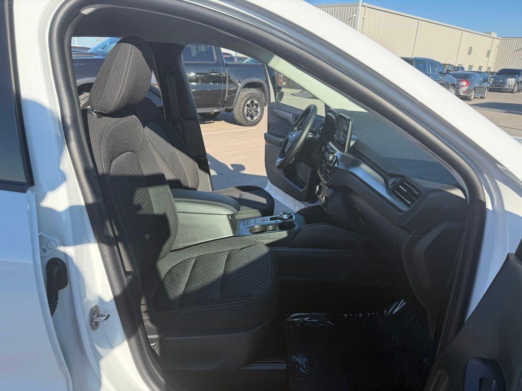new 2025 Ford Escape car, priced at $27,584