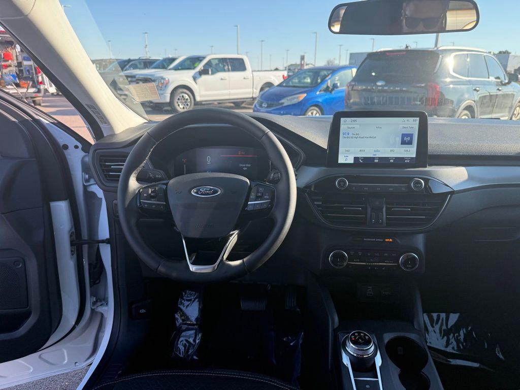 new 2025 Ford Escape car, priced at $27,584