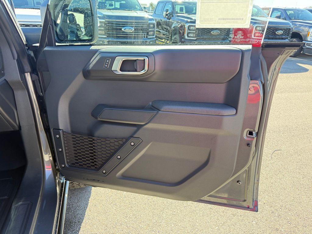 new 2025 Ford Bronco car, priced at $59,495