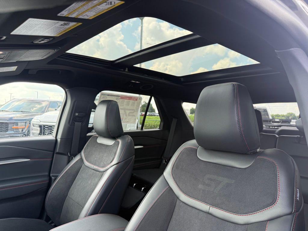new 2025 Ford Explorer car, priced at $55,780