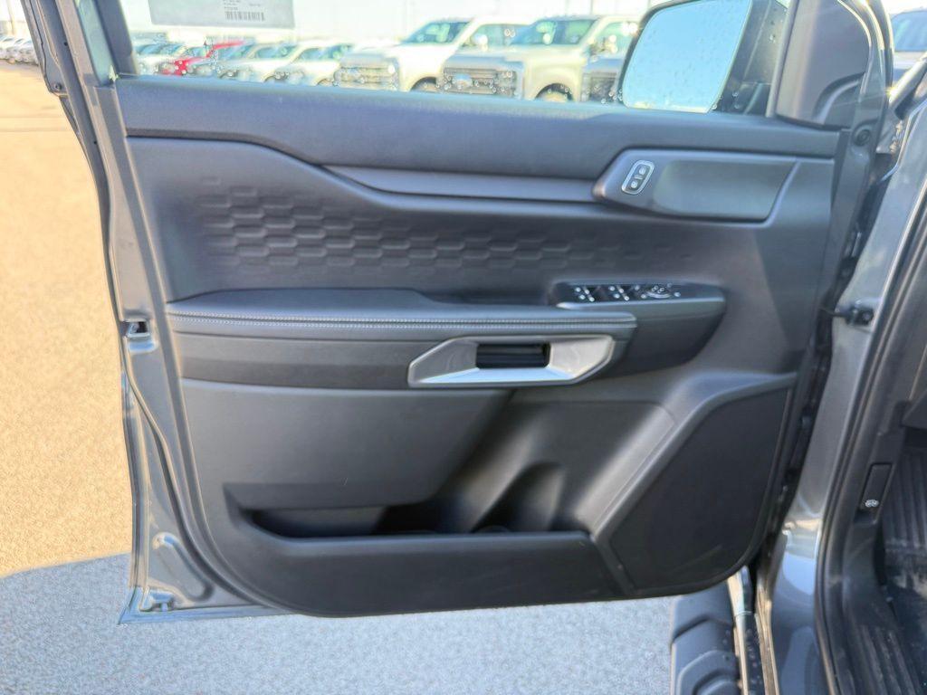 new 2025 Ford Ranger car, priced at $36,823