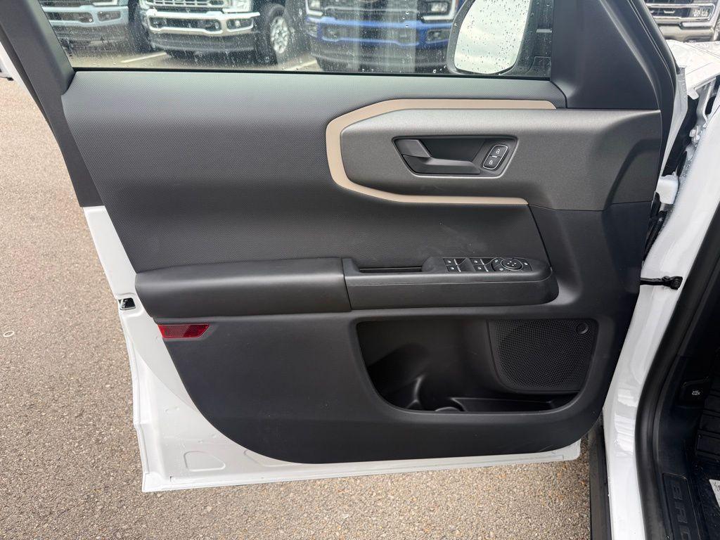 new 2025 Ford Bronco Sport car, priced at $27,995