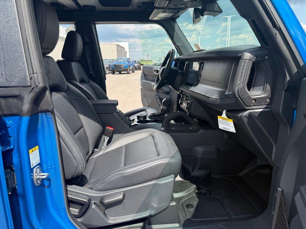 new 2025 Ford Bronco car, priced at $60,007