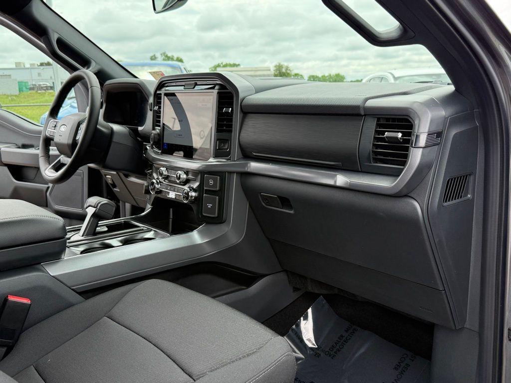 new 2025 Ford F-150 car, priced at $55,447