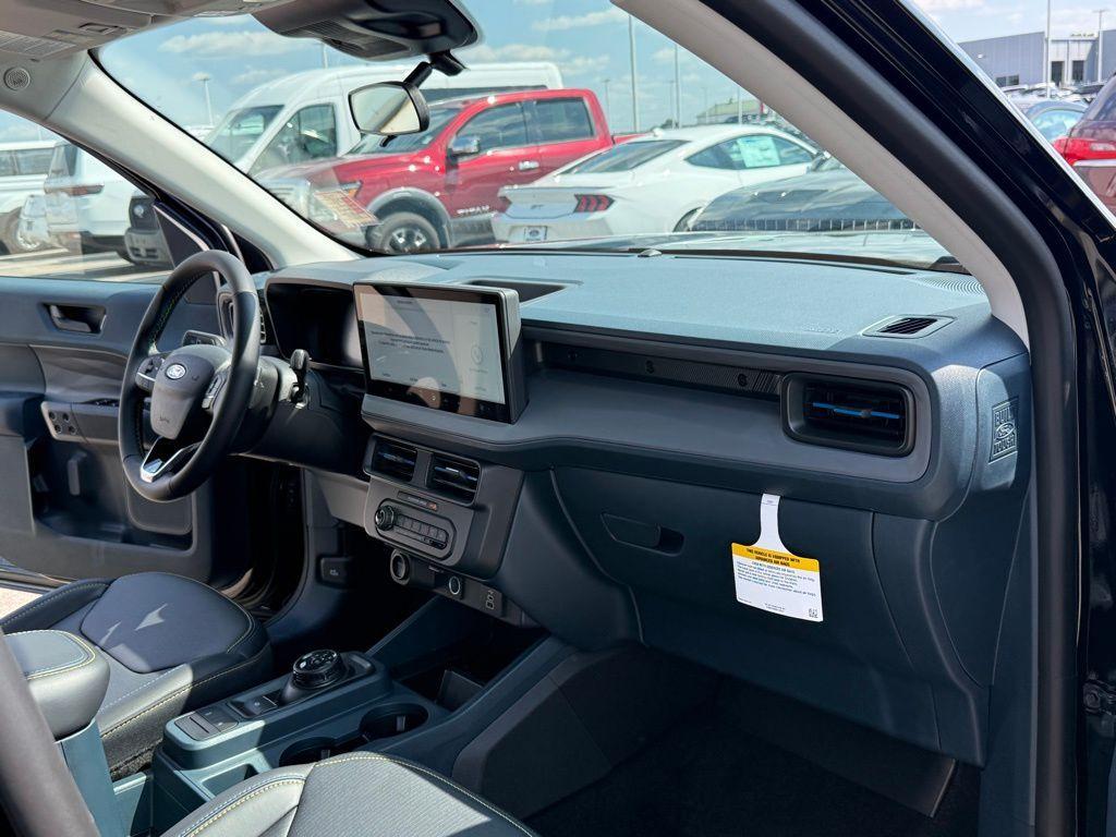 new 2025 Ford Maverick car, priced at $34,012