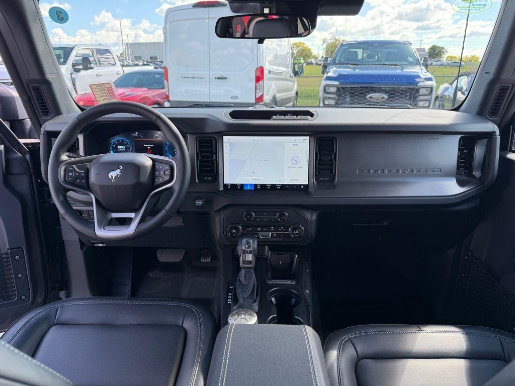new 2025 Ford Bronco car, priced at $45,736