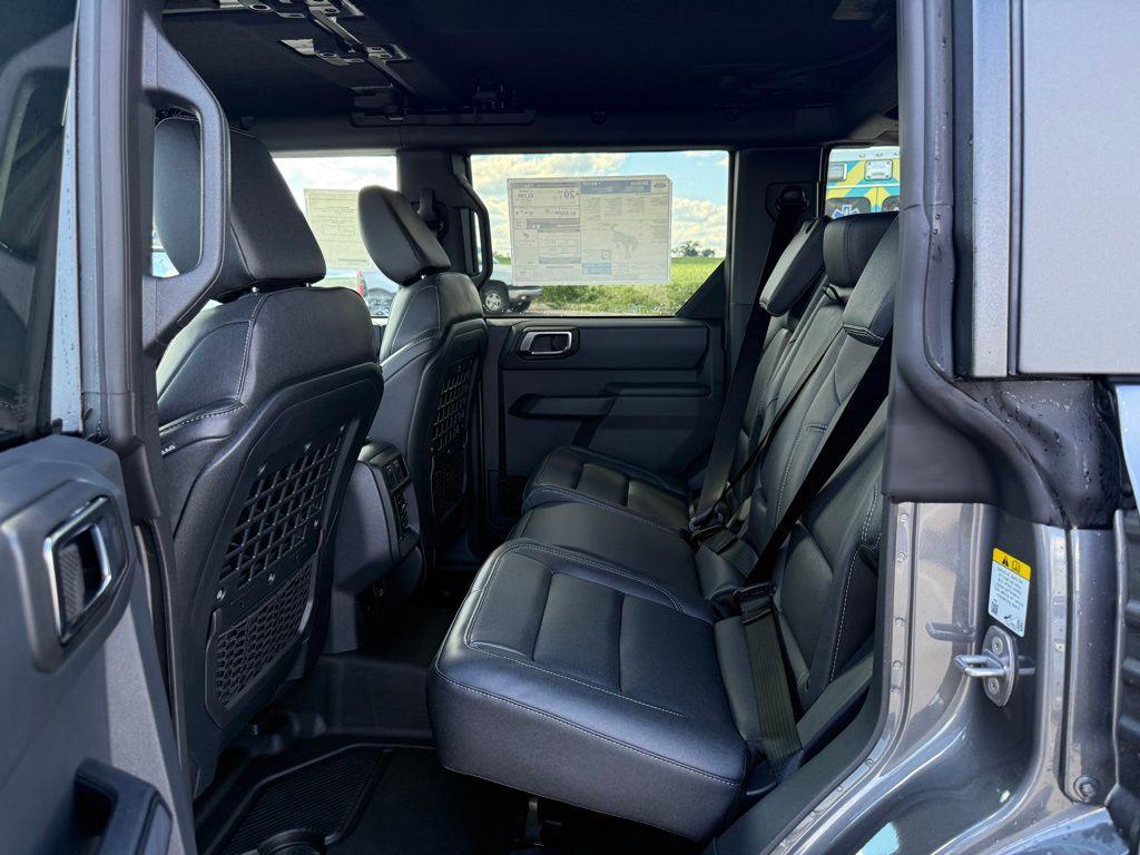 new 2025 Ford Bronco car, priced at $45,736