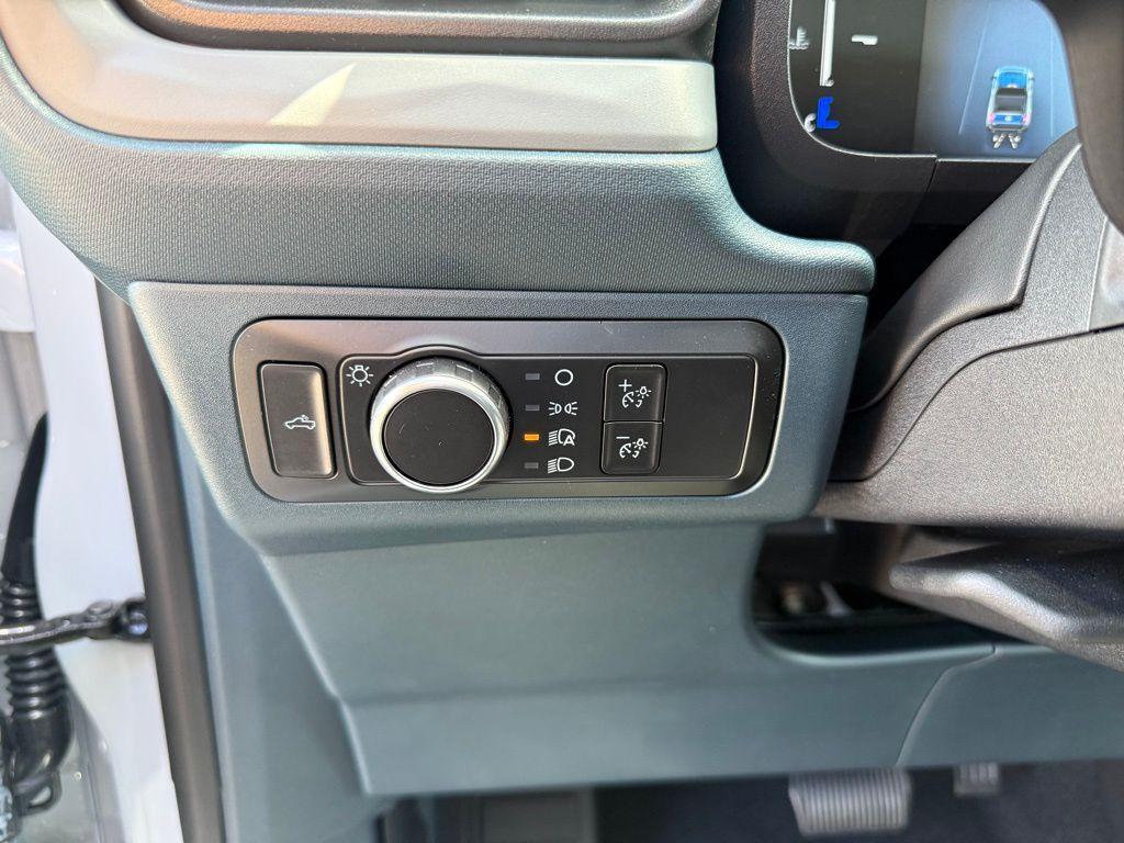 new 2025 Ford Maverick car, priced at $27,584