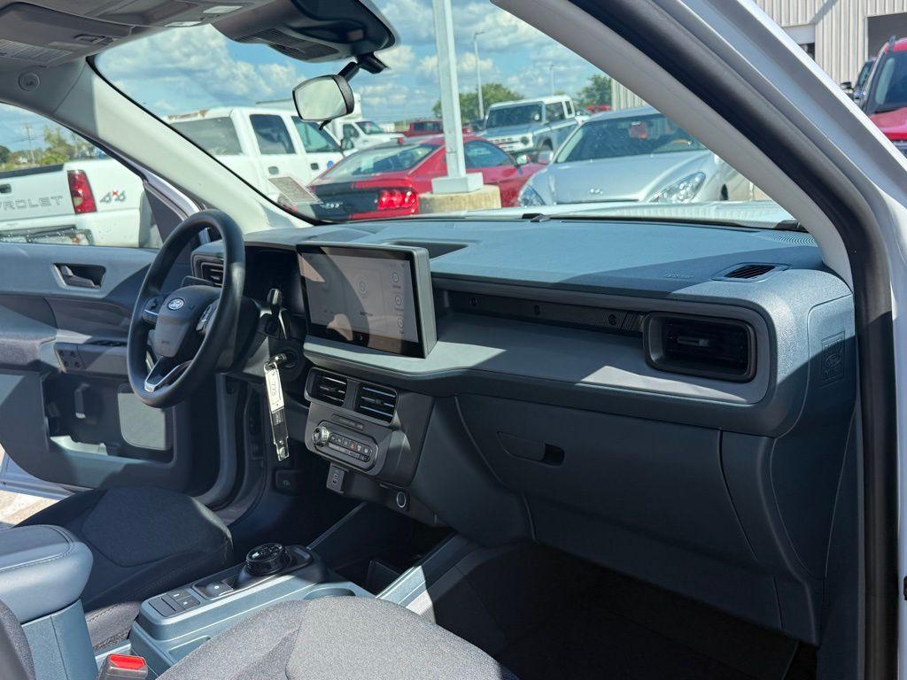 new 2025 Ford Maverick car, priced at $27,584