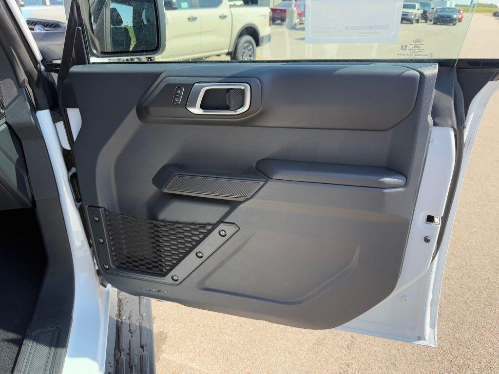 new 2025 Ford Bronco car, priced at $50,218