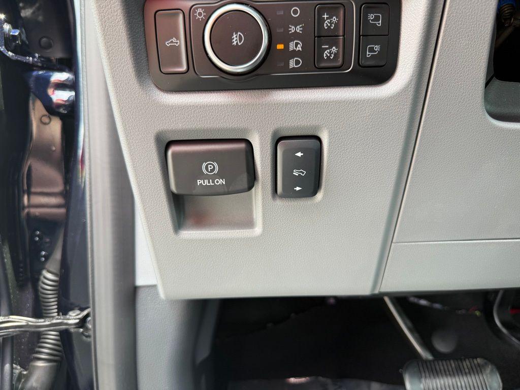 new 2025 Ford F-150 car, priced at $62,289