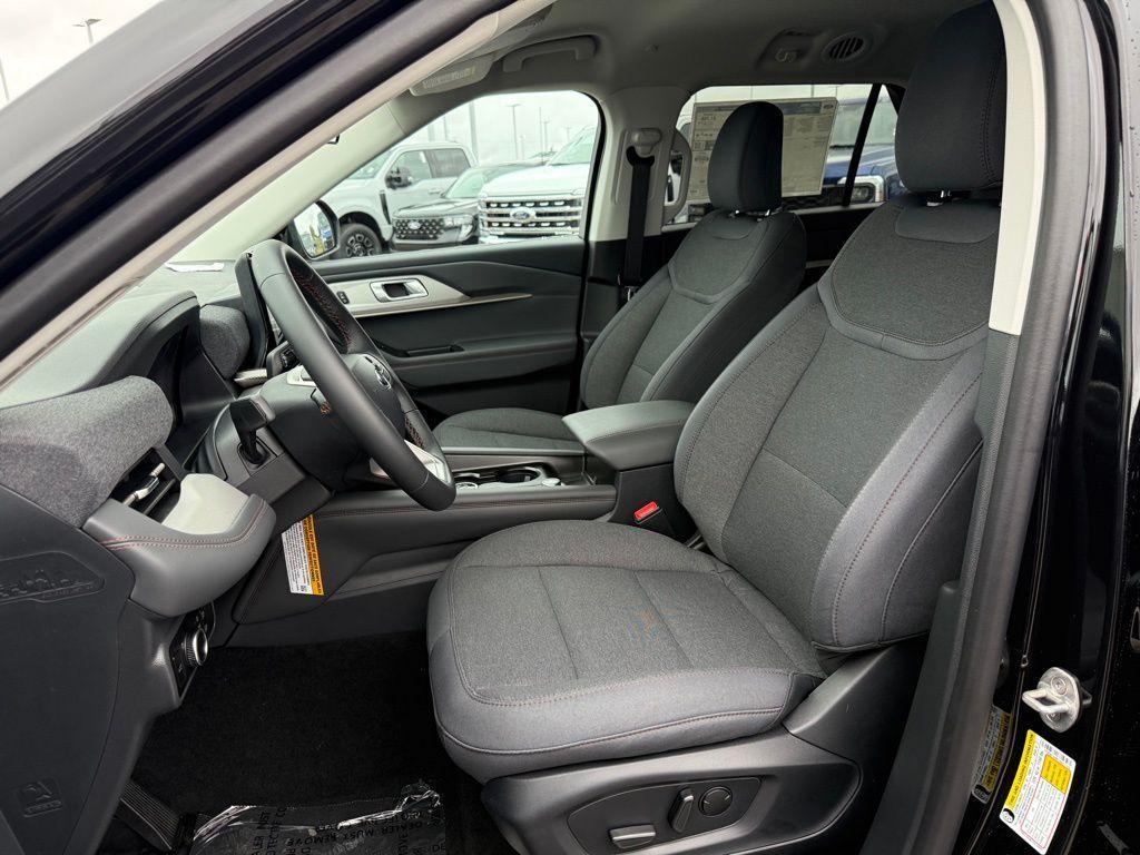 new 2026 Ford Explorer car, priced at $39,146