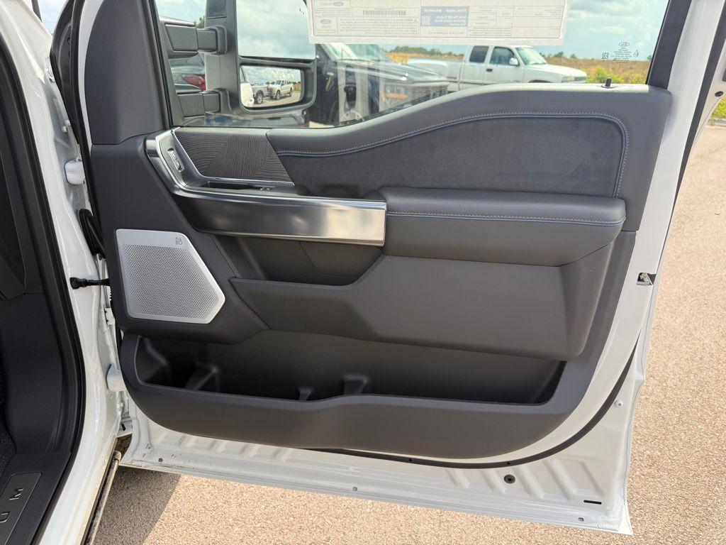 new 2025 Ford F-250 car, priced at $92,173
