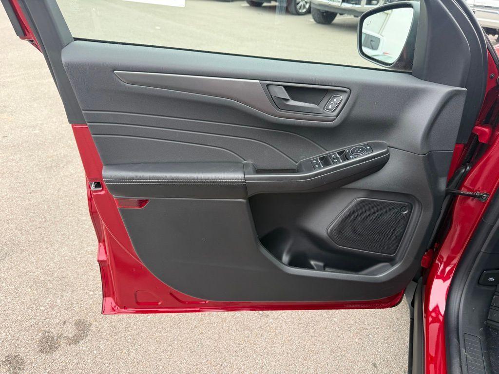 new 2026 Ford Escape car, priced at $28,194