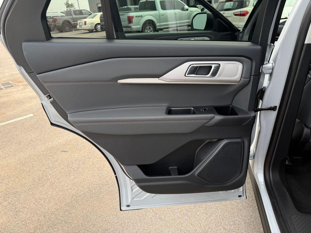 new 2025 Ford Explorer car, priced at $38,488