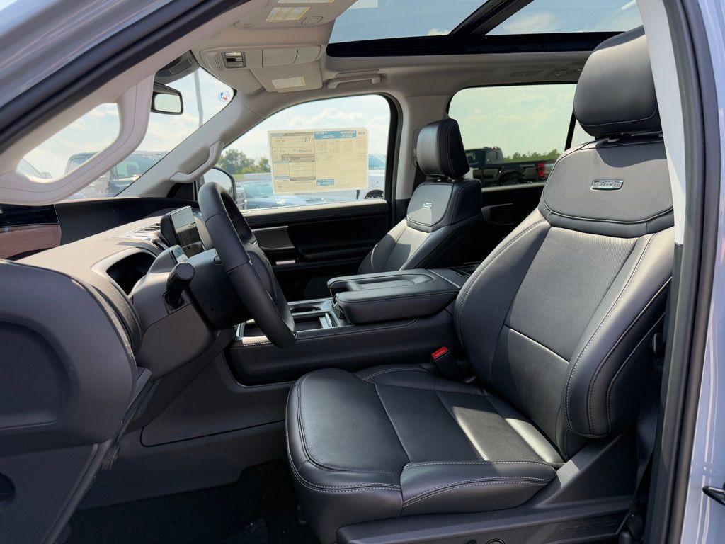 new 2025 Ford Expedition car, priced at $77,701