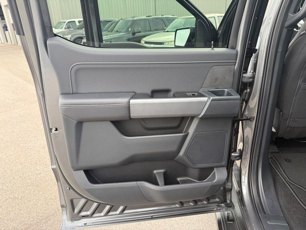 new 2025 Ford F-150 car, priced at $51,498