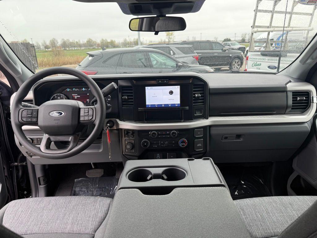 new 2025 Ford F-250 car, priced at $71,920