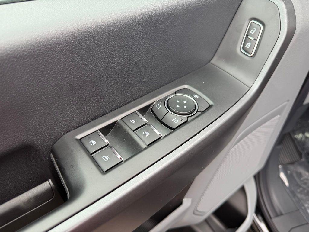 new 2025 Ford F-250 car, priced at $71,920