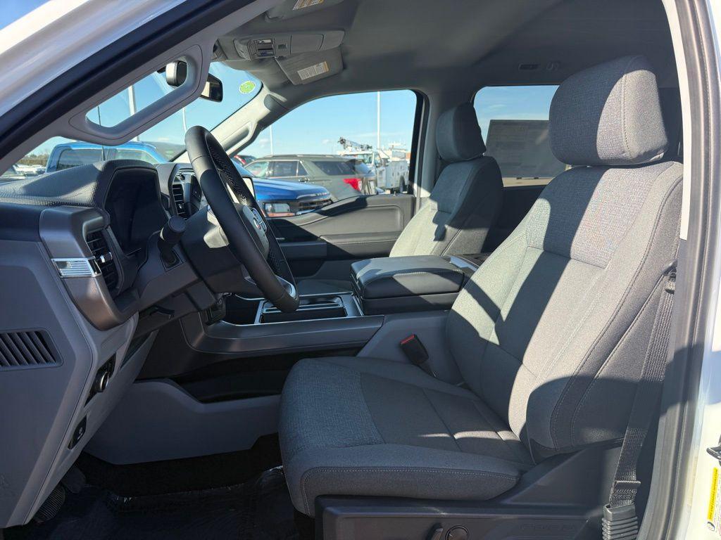 new 2025 Ford F-150 car, priced at $57,670