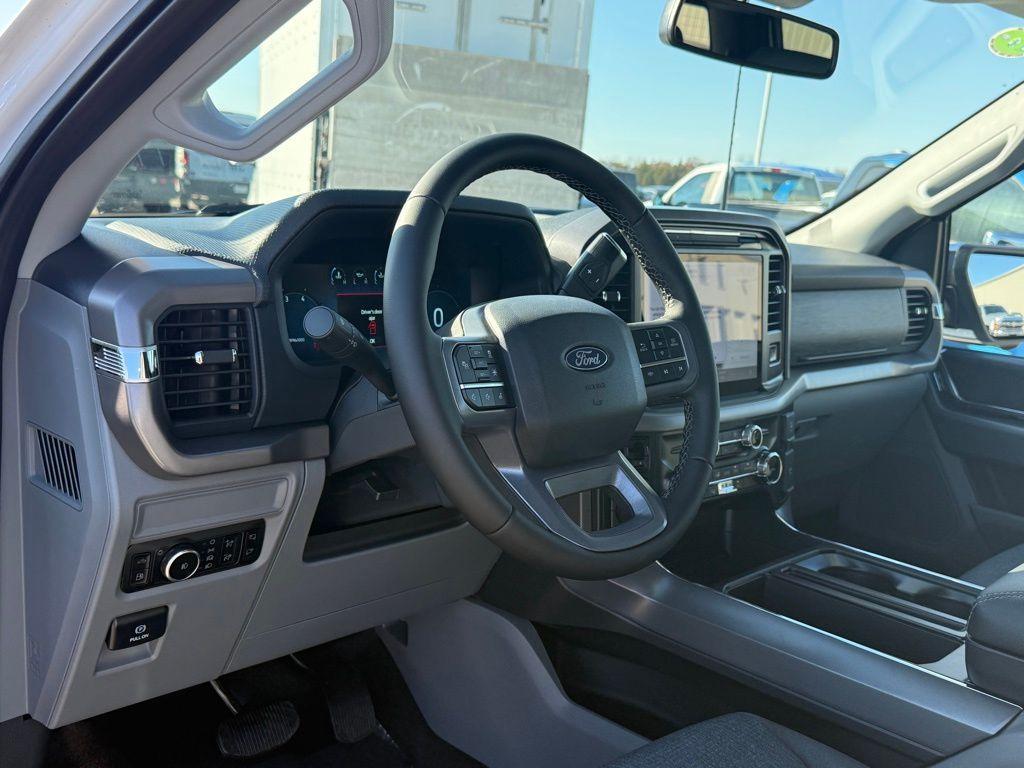 new 2025 Ford F-150 car, priced at $57,670