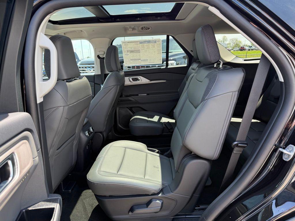 new 2025 Ford Explorer car, priced at $45,314