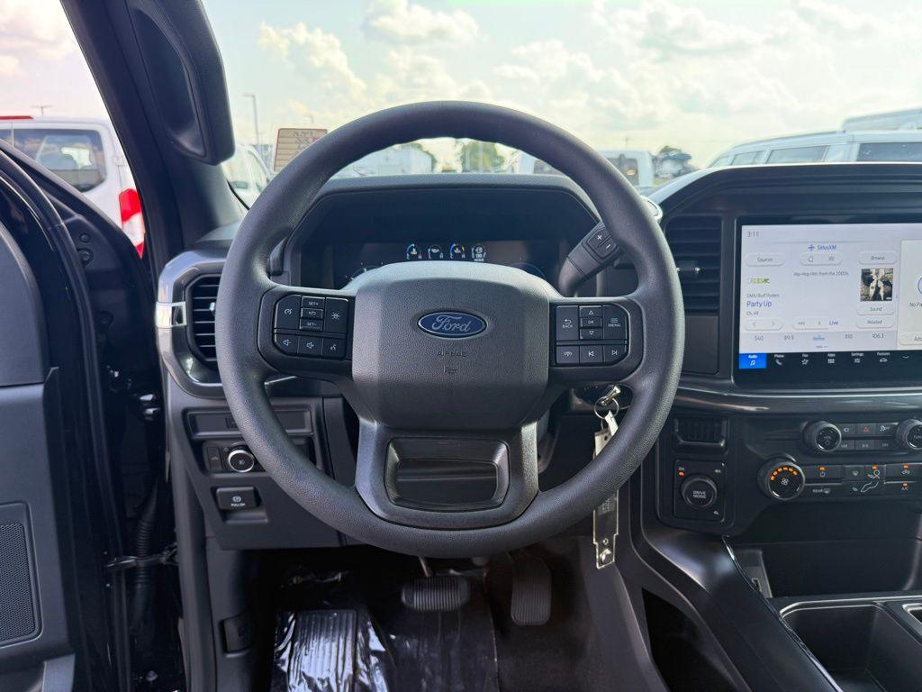 new 2025 Ford F-150 car, priced at $47,464