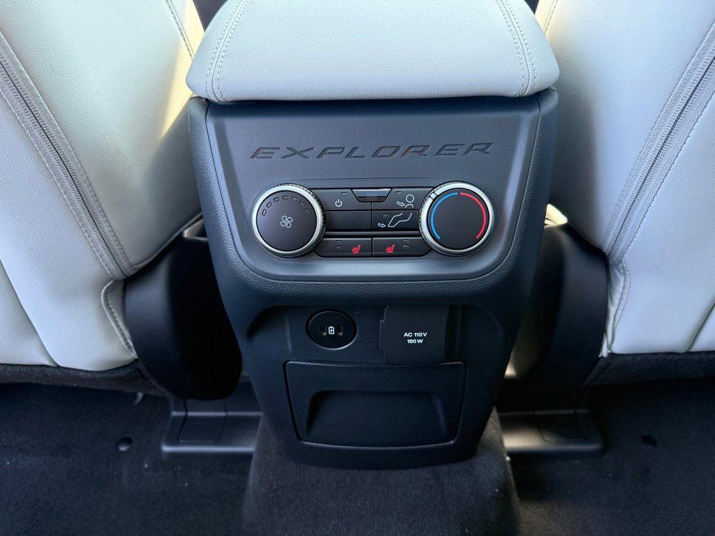 new 2025 Ford Explorer car, priced at $57,346