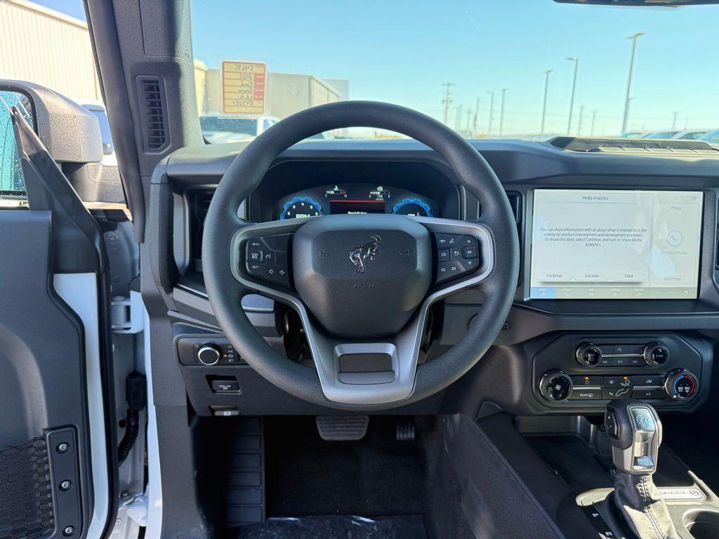 new 2025 Ford Bronco car, priced at $46,939