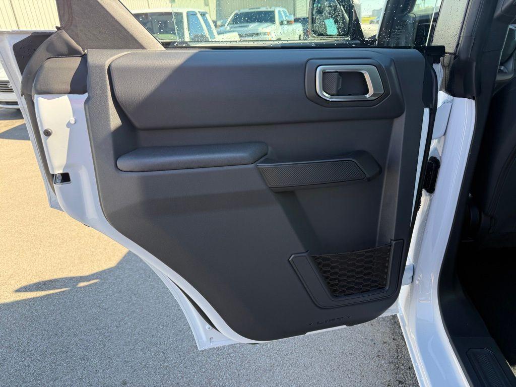 new 2025 Ford Bronco car, priced at $46,939