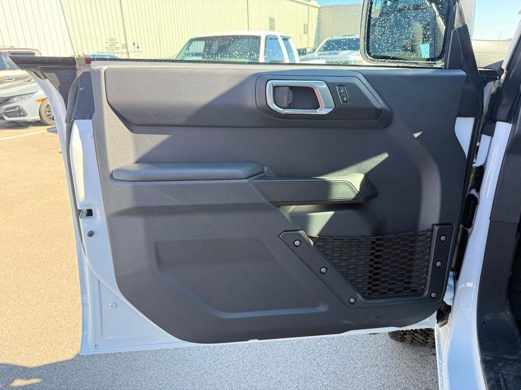new 2025 Ford Bronco car, priced at $46,939