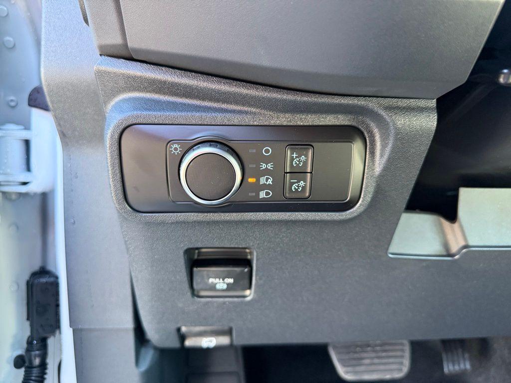 new 2025 Ford Bronco car, priced at $46,939