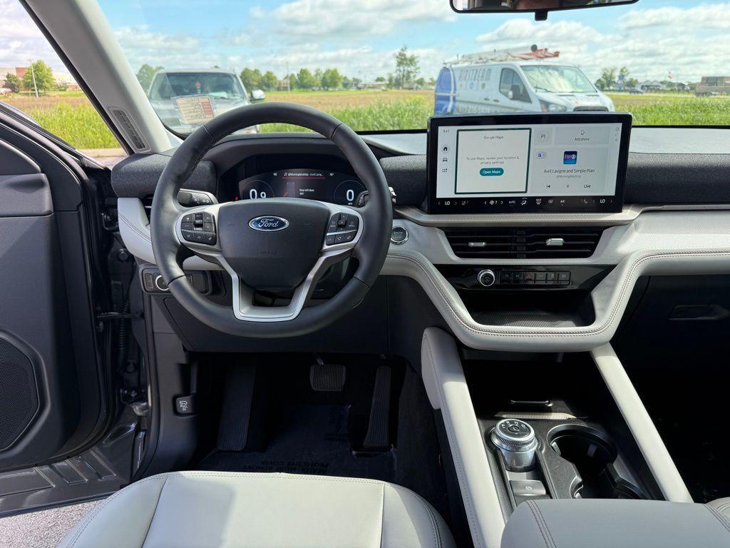 new 2025 Ford Explorer car, priced at $42,800