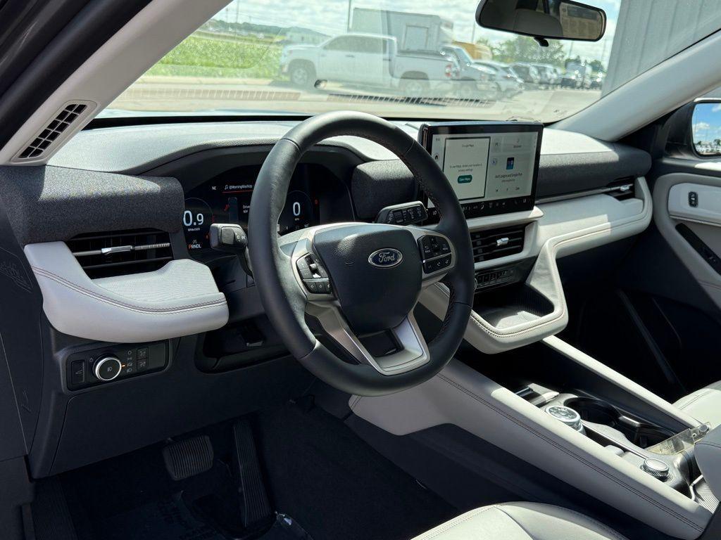 new 2025 Ford Explorer car, priced at $42,800