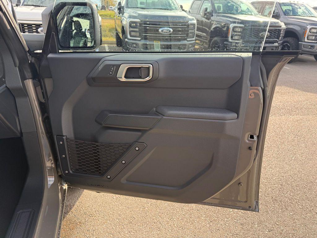 new 2025 Ford Bronco car, priced at $42,098