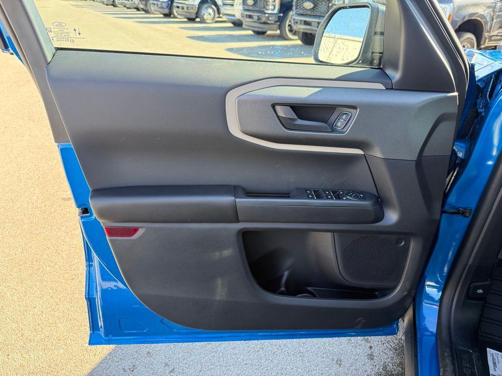 new 2025 Ford Bronco Sport car, priced at $29,702