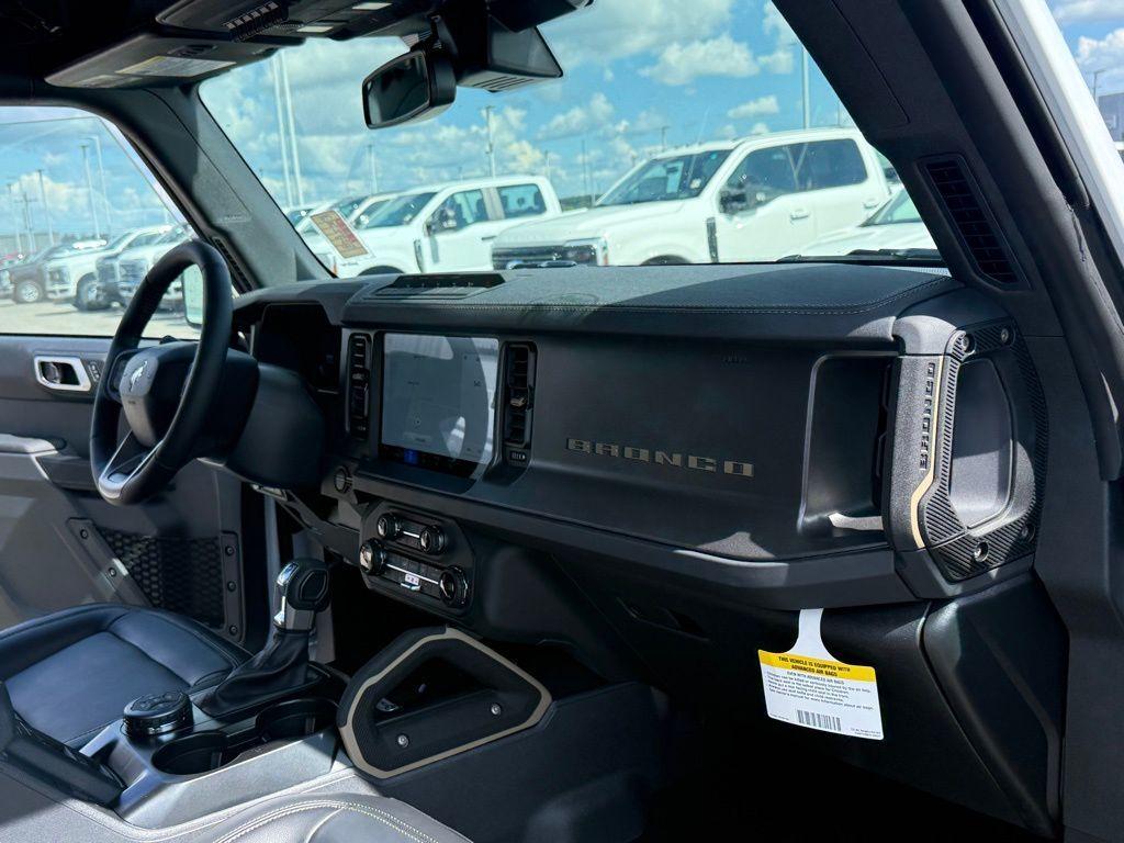 new 2025 Ford Bronco car, priced at $59,582