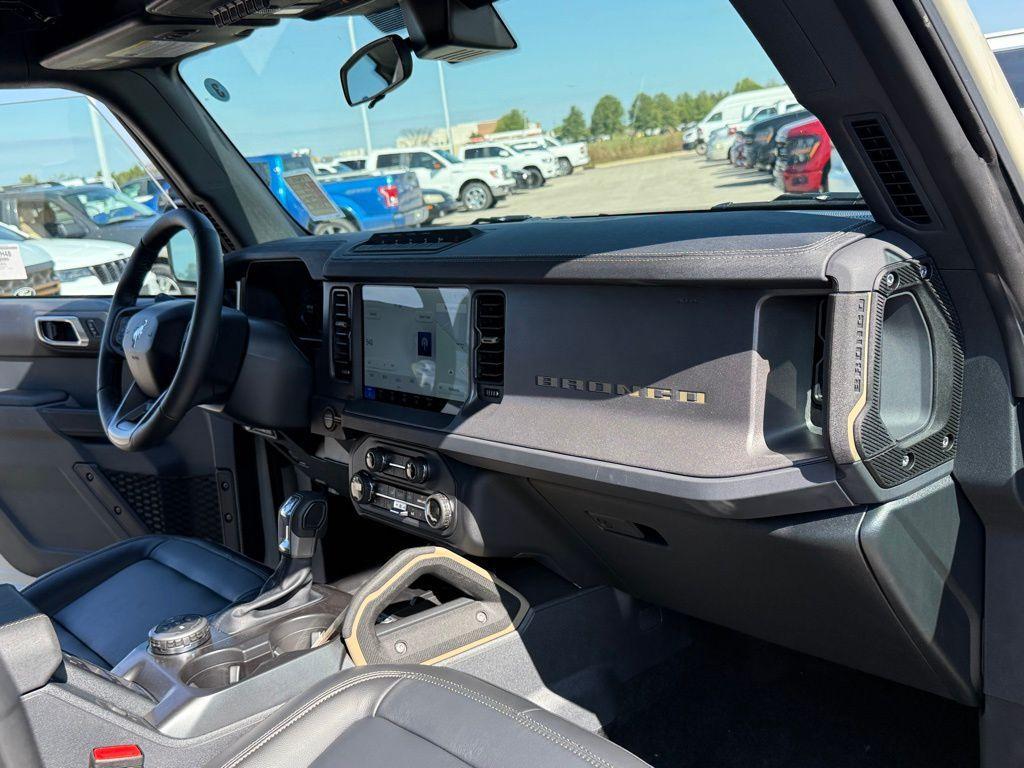 new 2025 Ford Bronco car, priced at $60,093