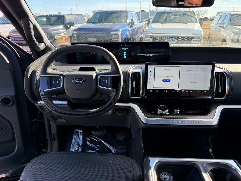 new 2025 Ford Expedition car, priced at $80,848